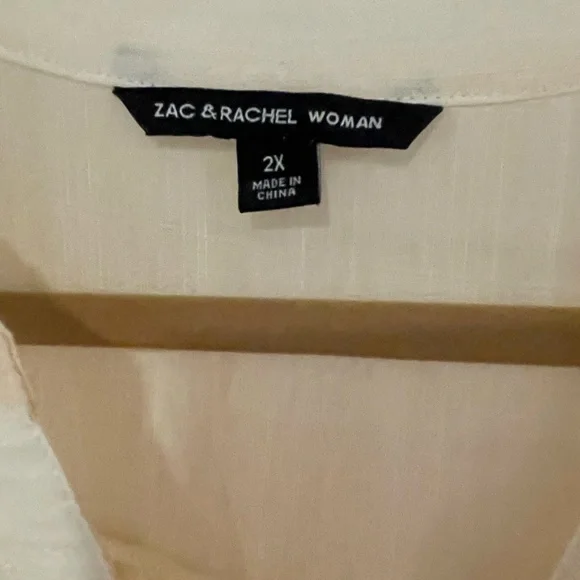 Zac & Rachel long sleeve blouse available- size 2x - Picture 3 of 4